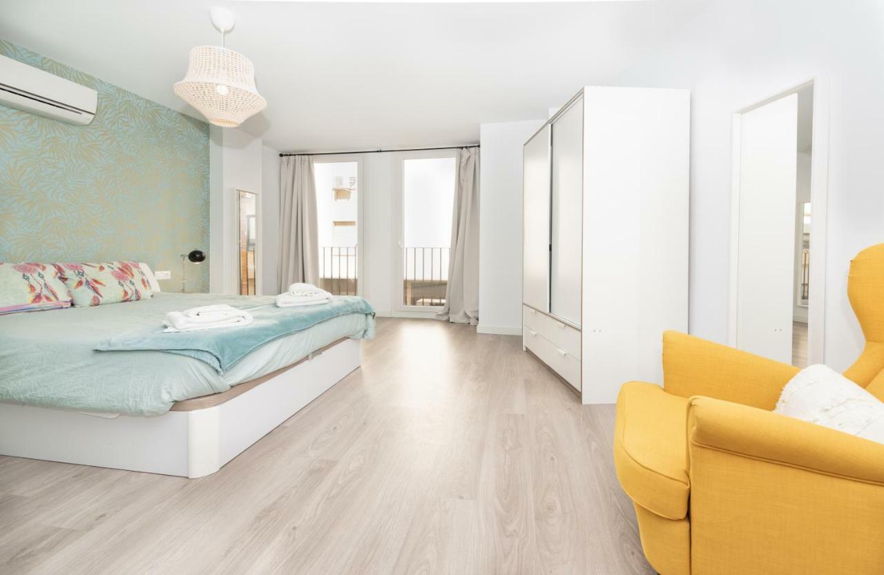 Fantasticos Lofts Malagueta Apartment Малага Екстериор снимка